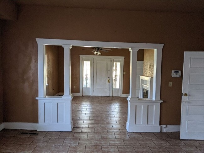 Building Photo - A wonderful large and convenient home for rent