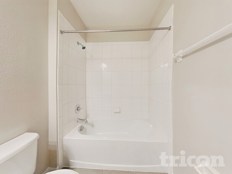 Building Photo - 11120 High Noon Trl