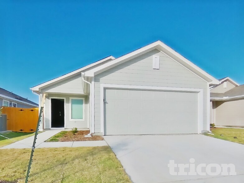 Building Photo - 140 Cornstalk Ln