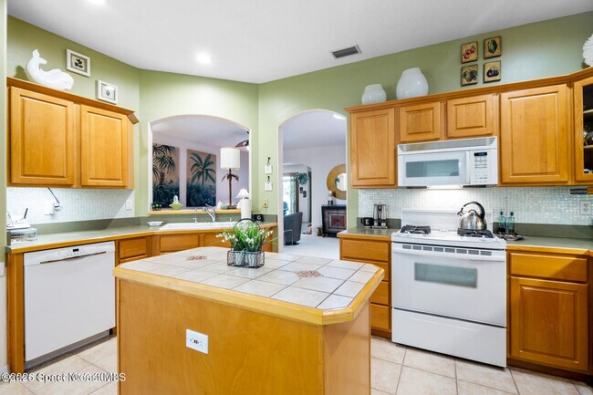 Building Photo - 4932 Oaklefe Ct