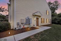 Building Photo - 182 Christine Dr
