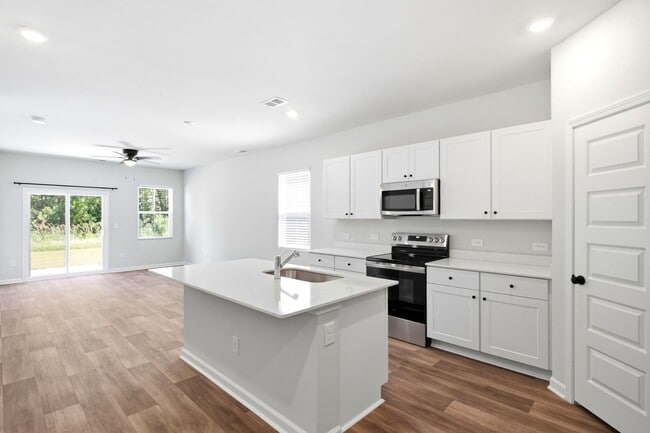 Building Photo - 2125 Osprey Isle Ln SW