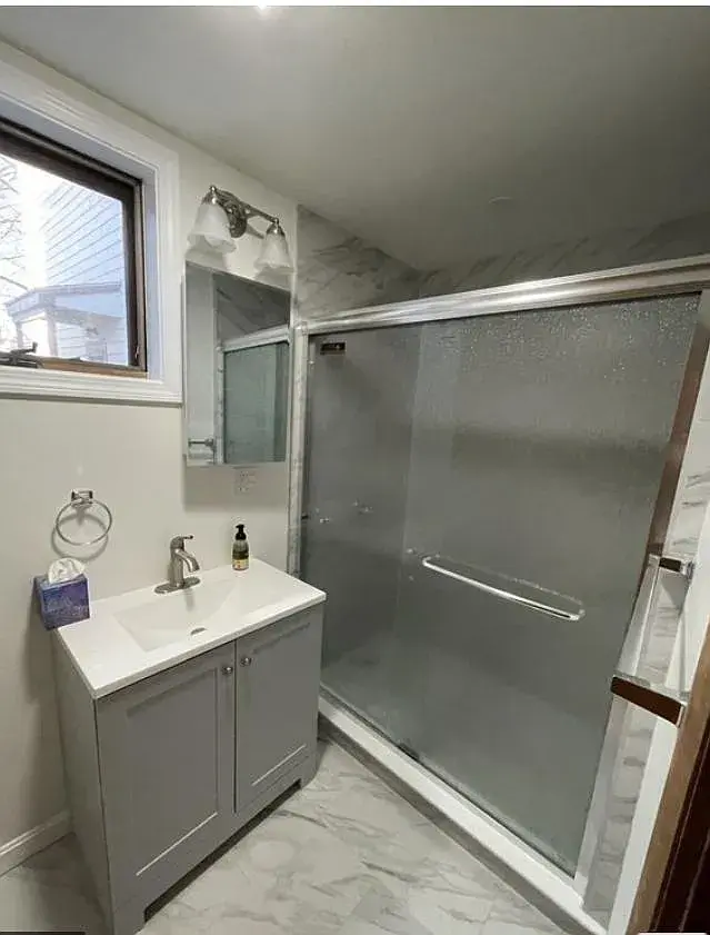 Building Photo - 161 Otis St