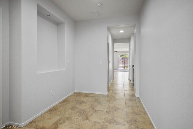 Building Photo - 4032 Little Bay Ave