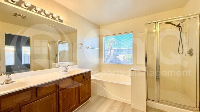 Building Photo - 3464 S Moccasin Trail