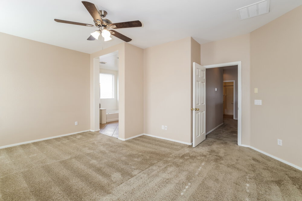 Building Photo - 17559 W Bridger St