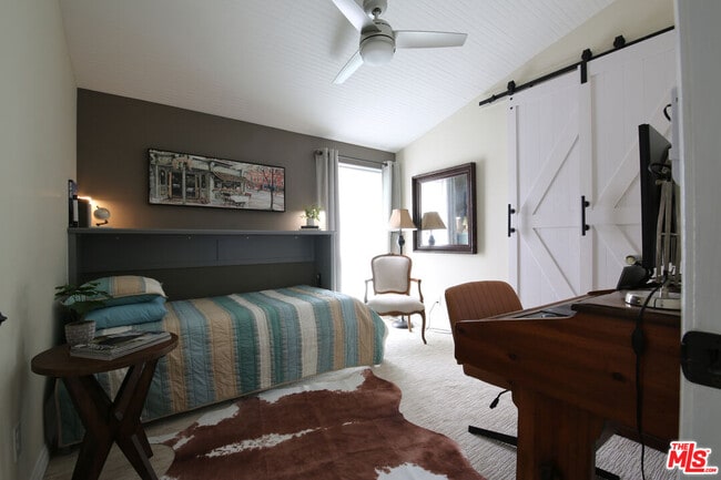 Building Photo - 603 S Prospect Ave