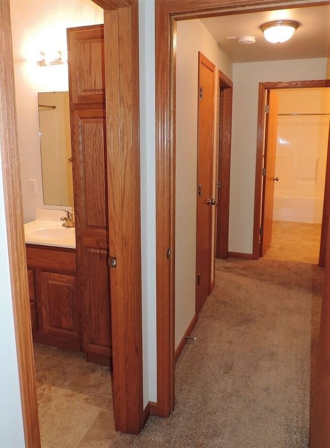 Building Photo - $1,325 | 2 Bedroom, 2 Bathroom Condo | Pet Friendly* | Available for August 1st, 2026 Move In!