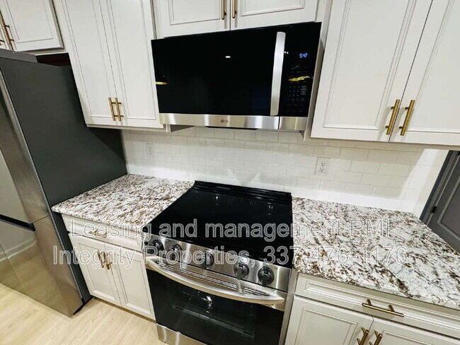 Building Photo - 101 Foster Grove Drive