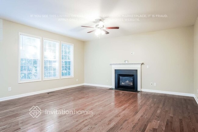 Building Photo - 3912 Song Sparrow Dr