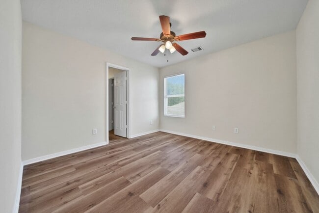 Building Photo - 18103 Dardanelles Ct