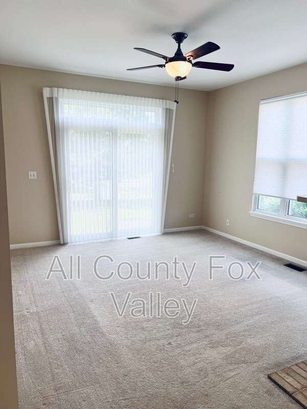 Building Photo - 1844 Crenshaw Cir