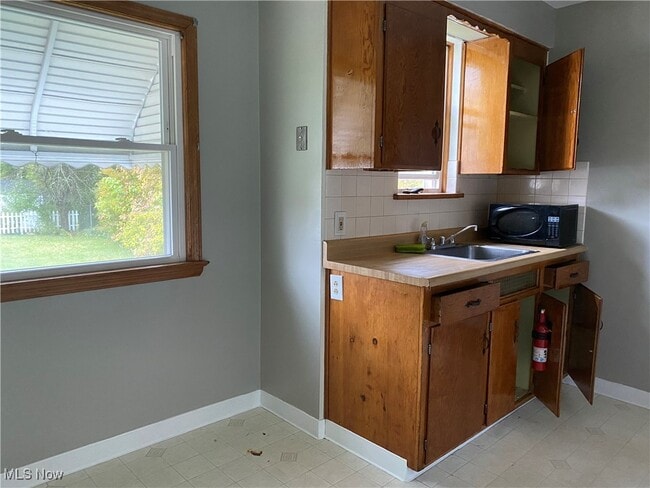 Building Photo - 16312 Corkhill Rd