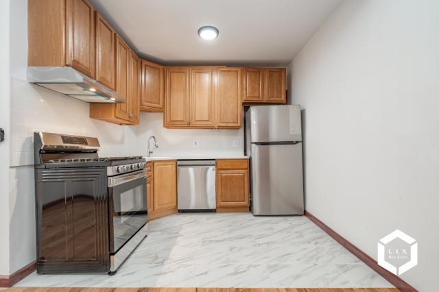 Building Photo - 2 bedroom in BROOKLYN NY 11226