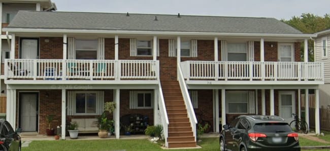 Building Photo - 318 S 4th Ave