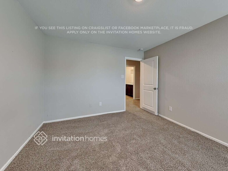 Building Photo - 18718 Charter Elm Dr
