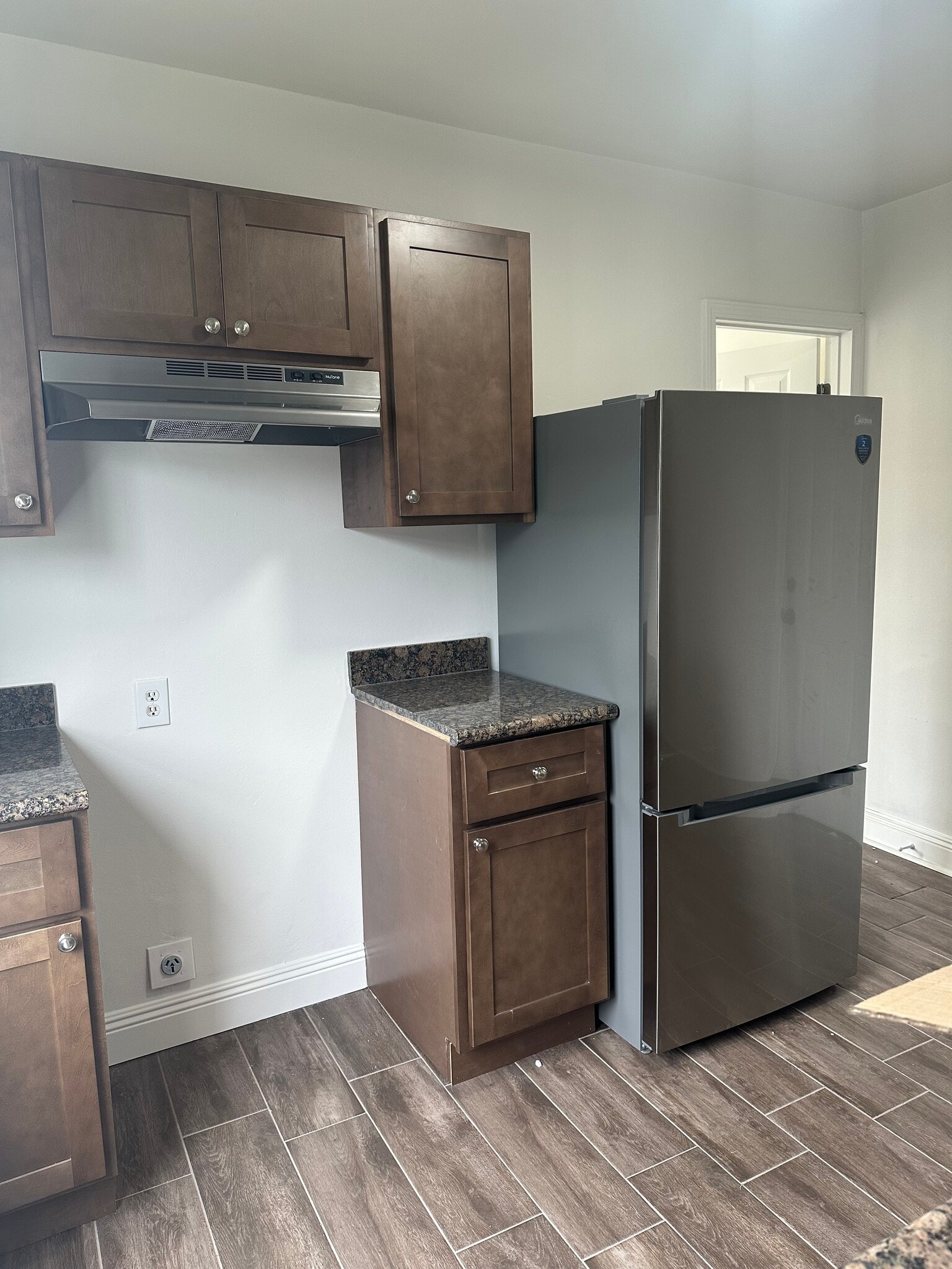 Building Photo - 1818 Brown Ave