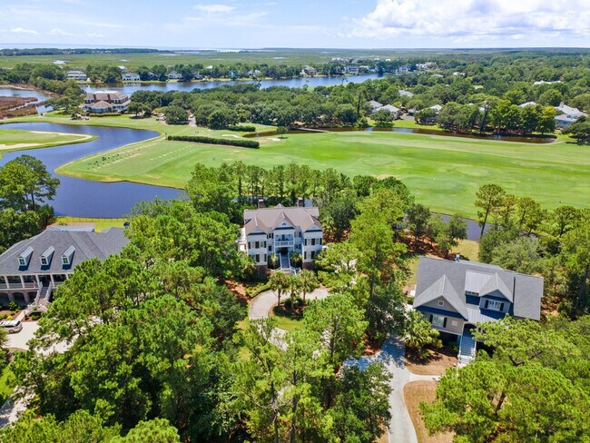 Building Photo - 743 Collins Meadow Dr