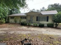 Building Photo - 1116 N Lake Dr
