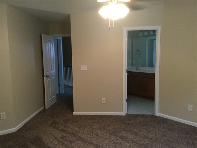 Building Photo - 13555 Aldenbrook Dr