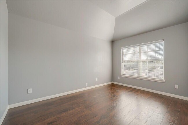 Building Photo - 6302 Wellness Landing Ln