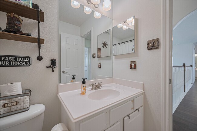 Building Photo - 21506 Avalon Queen Dr