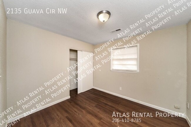 Building Photo - 2135 Guava Cir NW