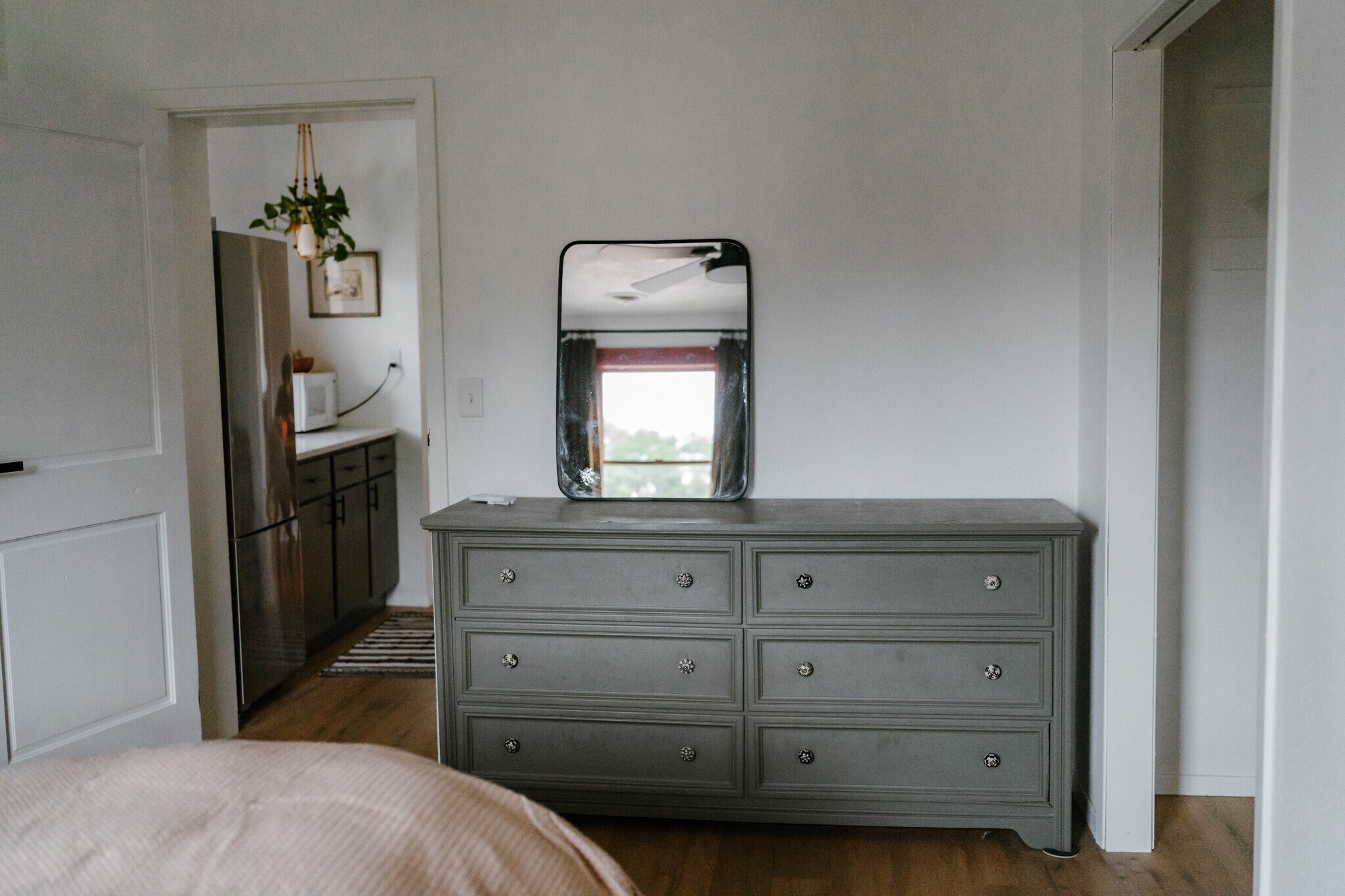 Building Photo - 711 S Phillips Ave