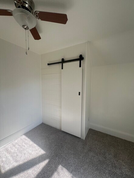 Bedroom 2 closet - 507 Center Ave