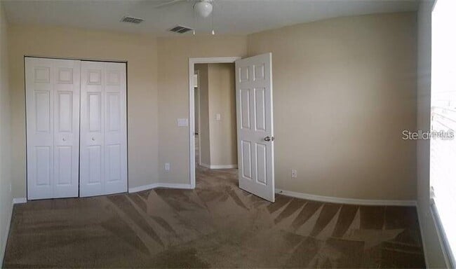 Building Photo - 10525 Cabbage Tree Loop