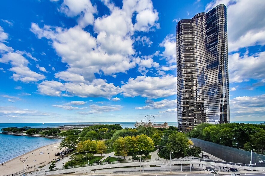 Building Photo - 540 N Lake Shore Dr