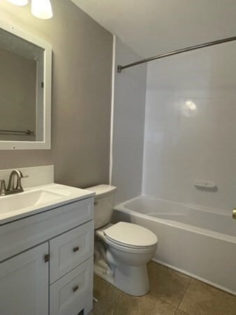 Building Photo - 40 Center St