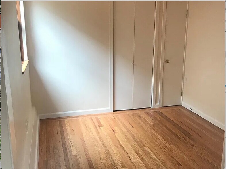 Bedroom - 333A Vicksburg St
