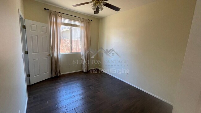 Building Photo - 6814 W Lariat Ln