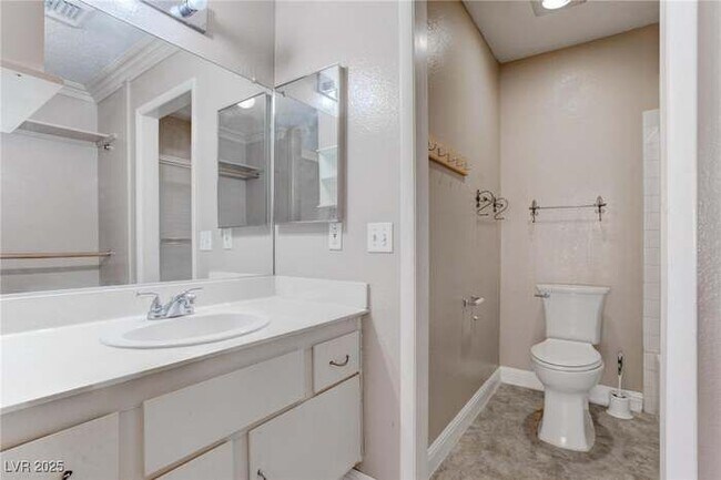 Building Photo - 4860 Nara Vista Way