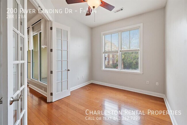 Building Photo - 200 River Landing Dr