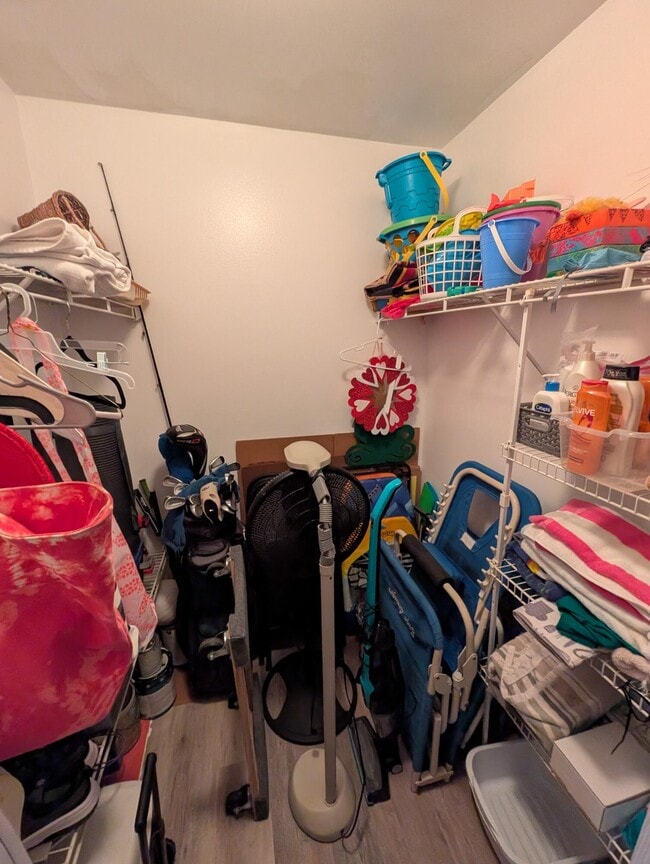 Building Photo - 740 E Ocean Ave