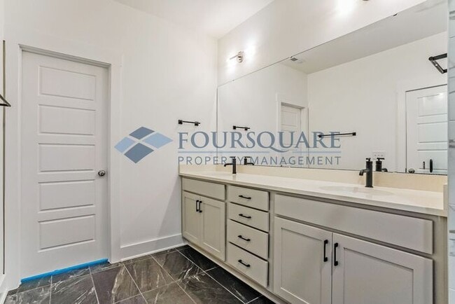 Building Photo - Beautiful 3-Story End-Unit Townhome with Guest Suite, Private Balcony & 2-Car Garage – Wendell, NC
