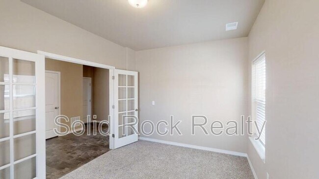 Building Photo - 7618 Cat Tail Creek Dr