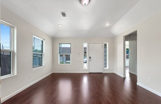 Building Photo - 88093 Mimbrough St