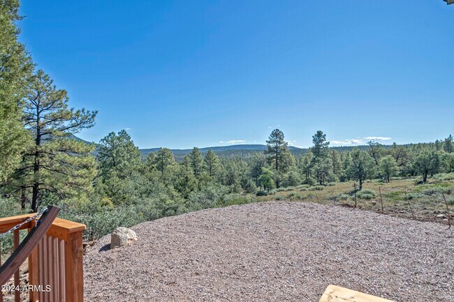 Building Photo - 6823 Fara Dr