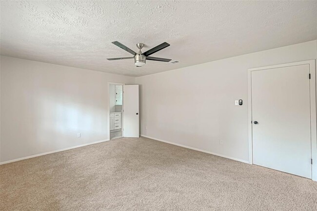 Building Photo - 2330 Grindstone Ln