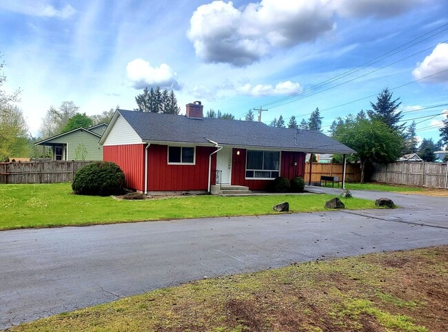 Building Photo - 2 Bdrm, 1 bath, 832sf home in Spanaway