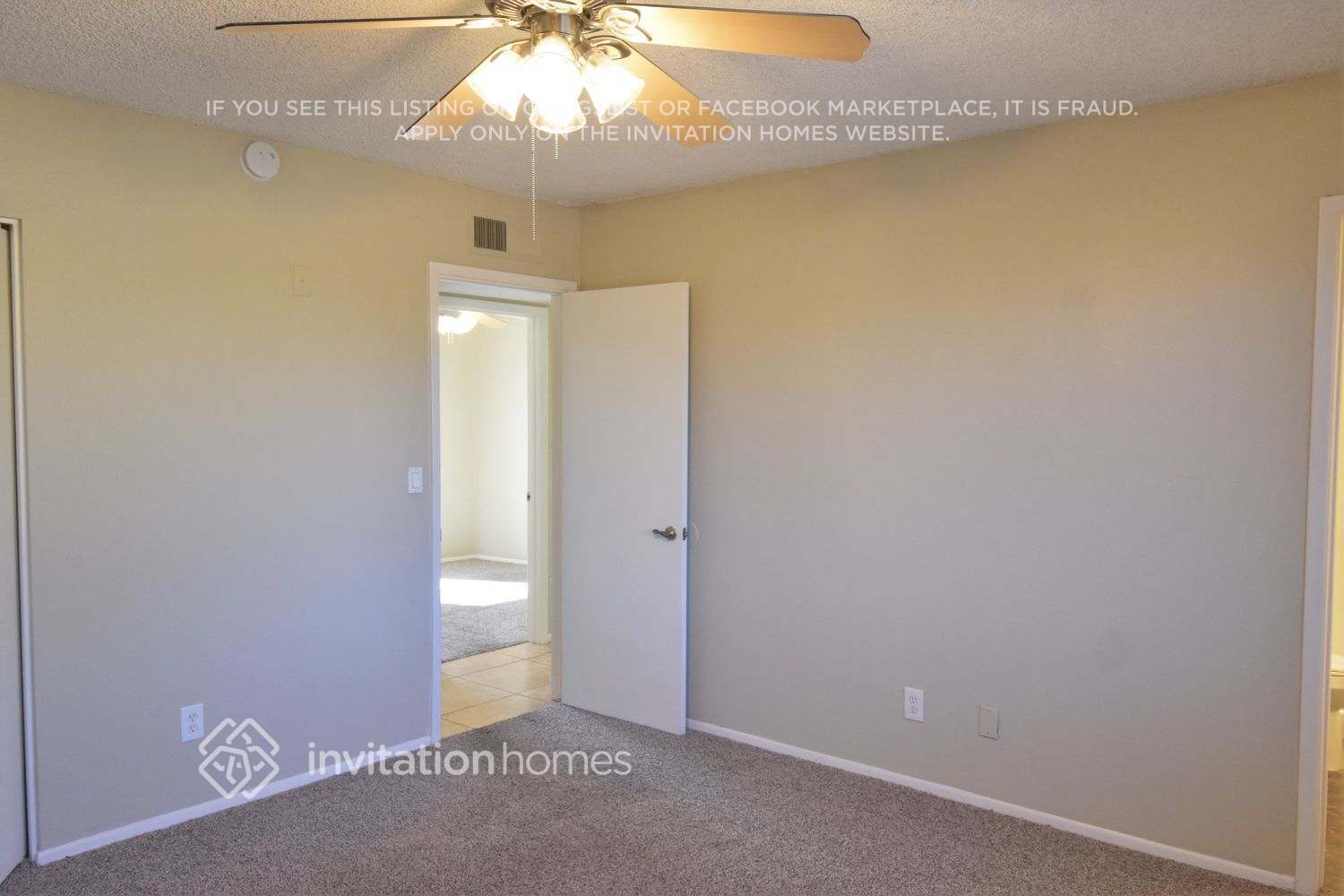 Building Photo - 2220 W Oraibi Dr