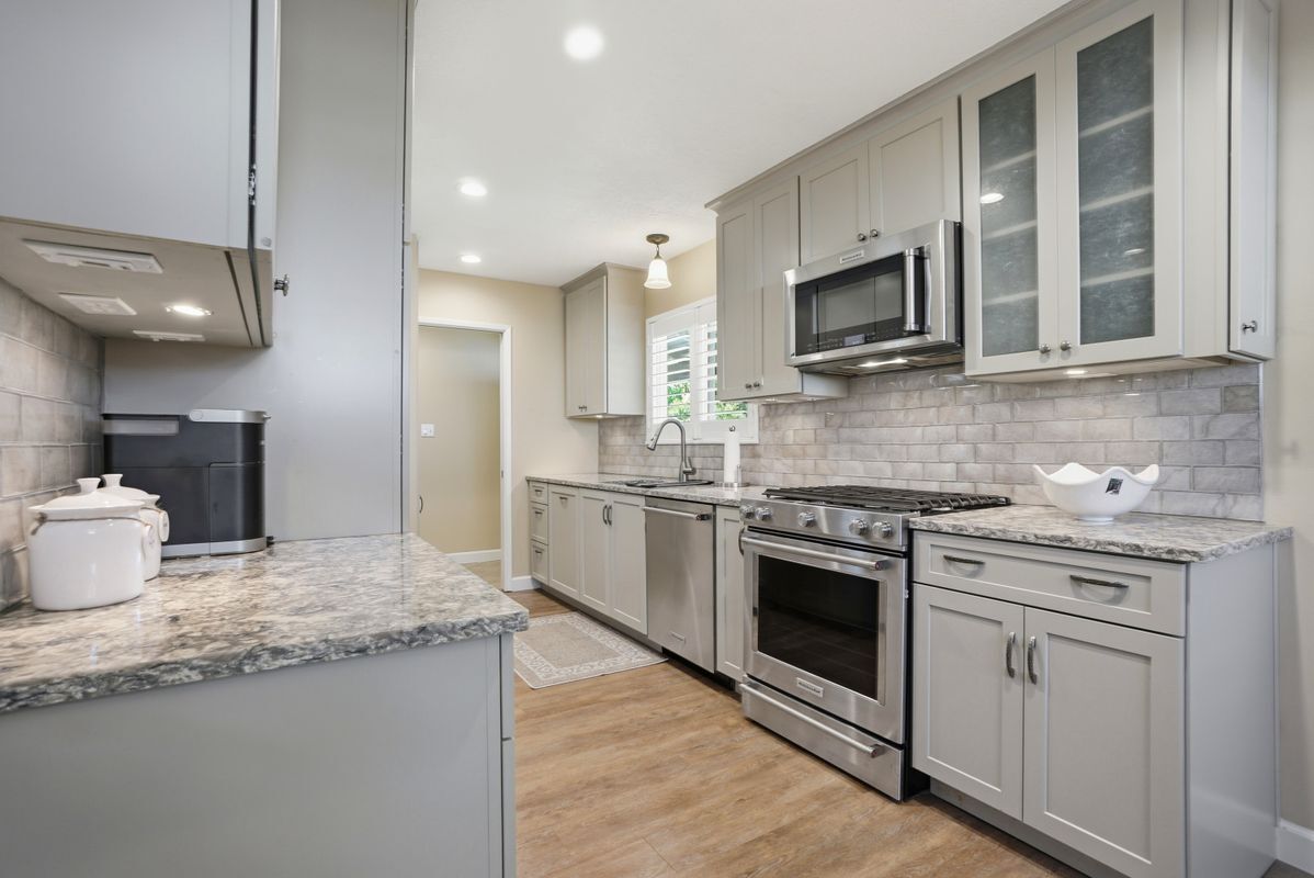 Building Photo - 4657 Brenda Cir