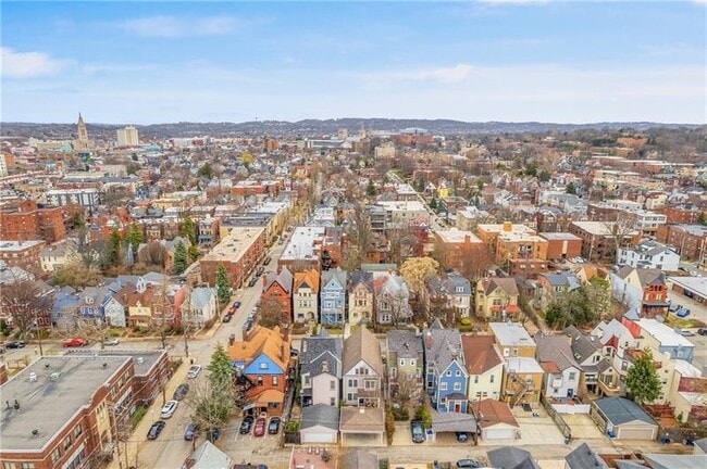 Building Photo - 706 Ivy St