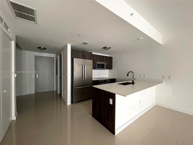 Building Photo - 488 NE 18th St