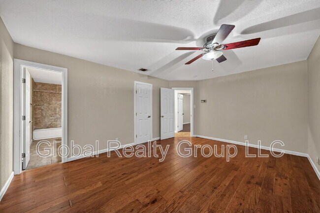 Building Photo - 12914 Ocean Glade