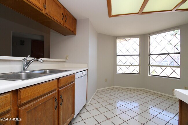 Building Photo - 3832 E Shomi St