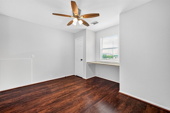 Building Photo - 14934 Sugar Falls Ct